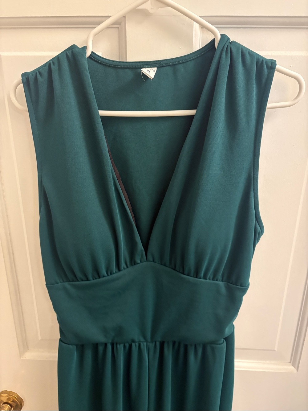 HALARA Deep V Emerald Jumpsuit - Picture 2 of 8